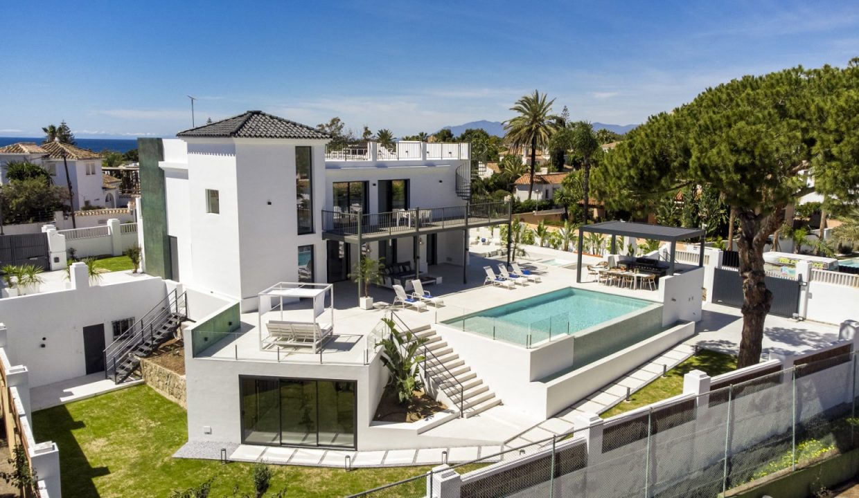 2024.04.10 - Renny, Luxury Villas Marbella - Las Chapas Avda Cataluña 139 - Villa- Drone 7