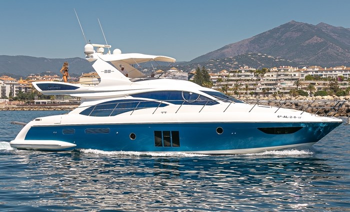 Azimut 58 Fly